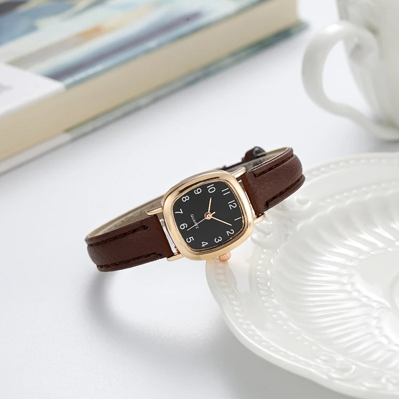 Minimalist Small Dial Women's Watch Ultra-thin Leather Band Casual